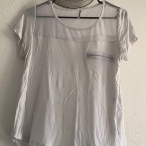 Splash, white short sleeve shirt